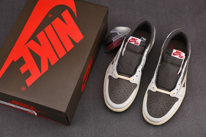 TRAVIS SCOTT X AIR JORDAN 1 LOW OG “REVERSE MOCHA” DM7866-162