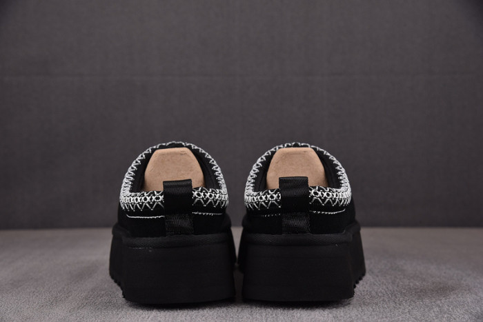 UGG SANDALS 7