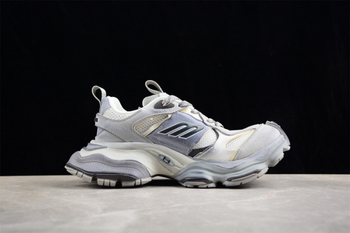 SNEAKER CARGO