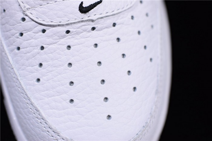 Air Force 1 Low Utility White  AJ7747-100
