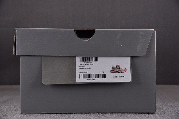 SNEAKER CARGO