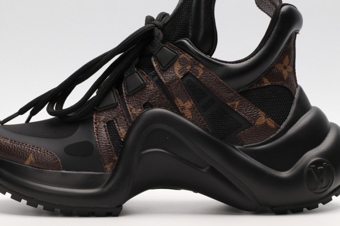 LV snekaers  L000006