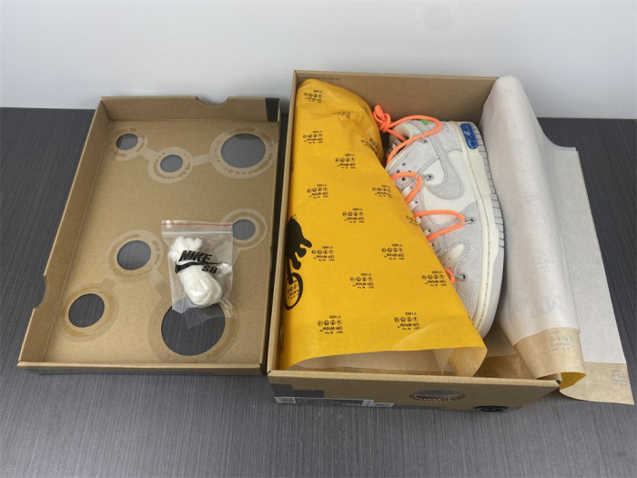 OFW X DUNK LOW “31 OF 50” DJ0950-116