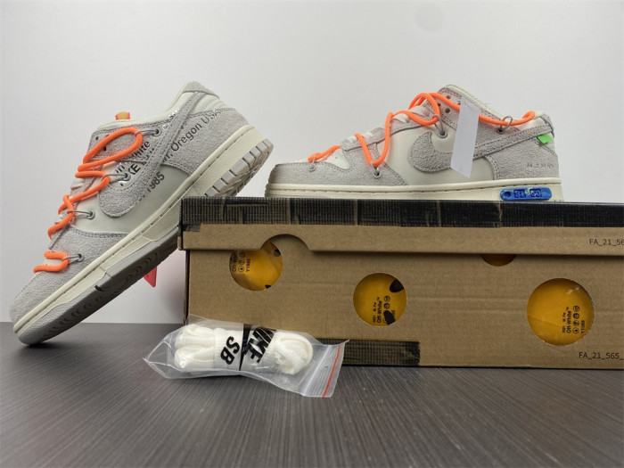 OFW X DUNK LOW “31 OF 50” DJ0950-116