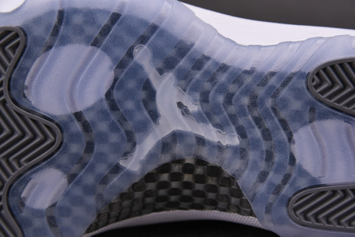 AIR JORDAN 11 RETRO COOL GREY 2021 CT8012-005