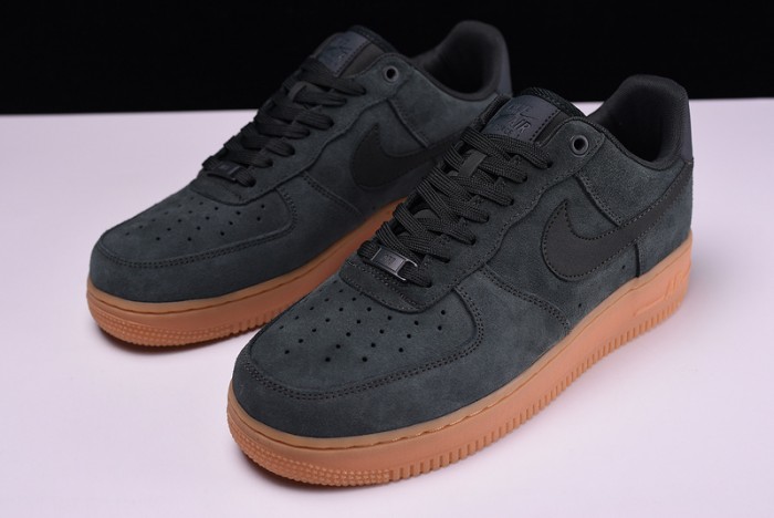 Nike Air Force 1 ´07 LV8 Suede  Outdoor Green Brand  AA1117-300