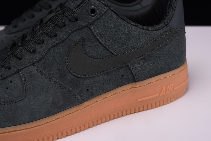 Nike Air Force 1 ´07 LV8 Suede  Outdoor Green Brand  AA1117-300