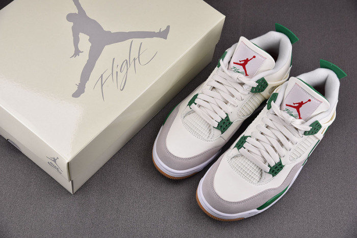 AIR JORDAN 4 RETRO SB PINE GREEN DR5415-103