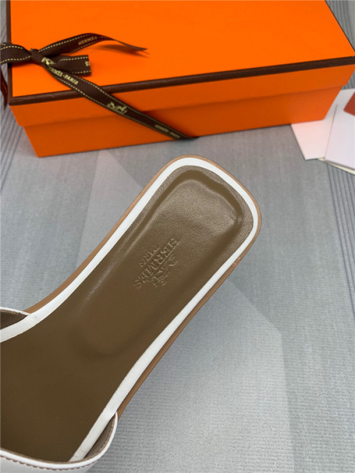 Herme* Sandal38