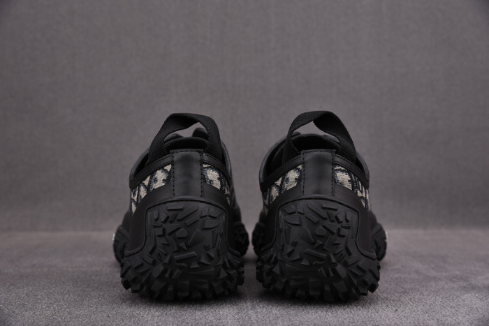 DIO*  SNEAKERS B28 T0000-014