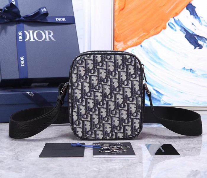D*or bag1
