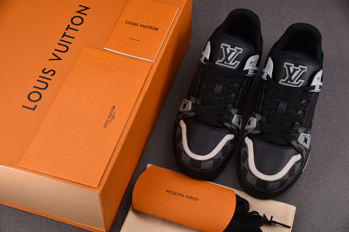 L&V snekaers L0000185