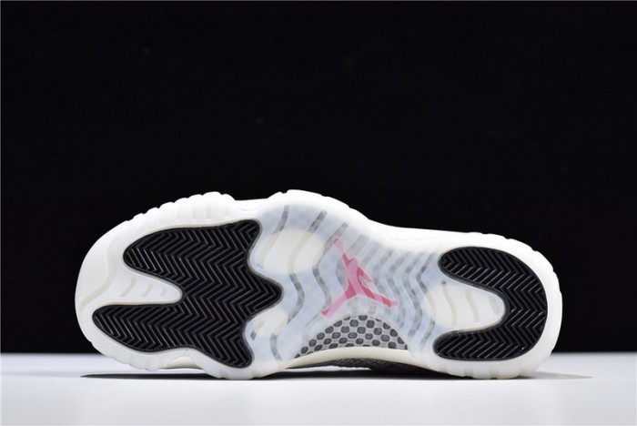 Air Jordan 11 Low Snakeskin Light Bone CD6846-002