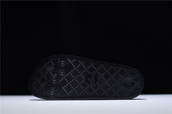 Gucc* Sandal6