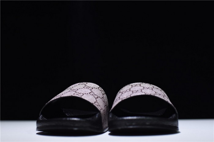 Gucc* Sandal6