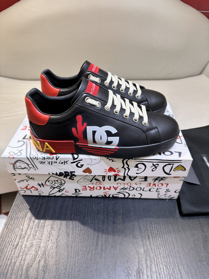 D&G  SNEAKERS  DG000018