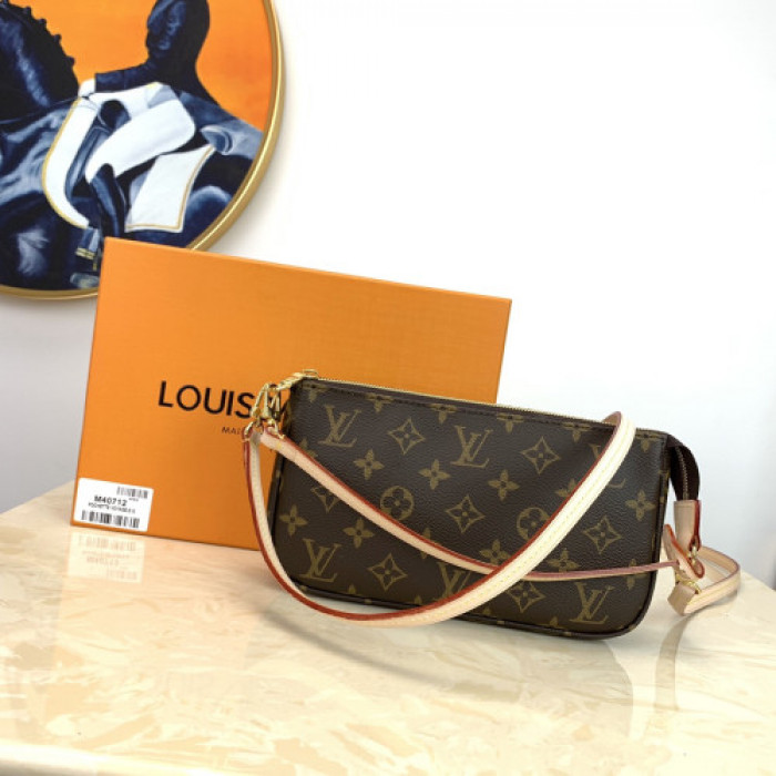 L&V BAG52
