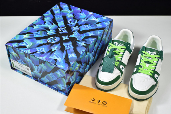 LV snekaers  L000008