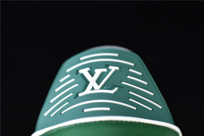 LV snekaers  L000008