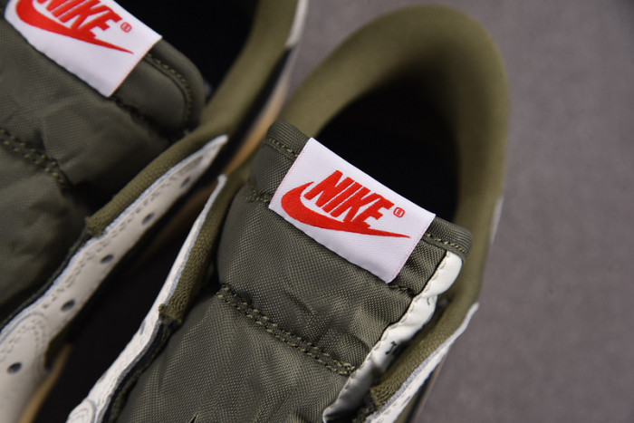Kids Air Jordan 1 Retro Low OG SP Travis Scott Medium Olive DO5442-200