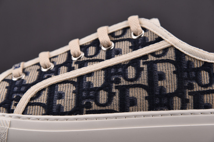 DIO*  SNEAKERS T0000-058