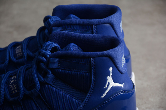 Air Jordan 11 Retro Low 