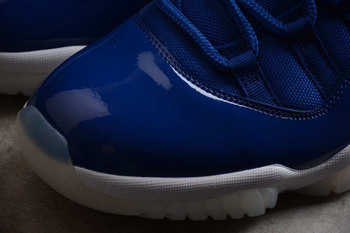 Air Jordan 11 Retro Low 