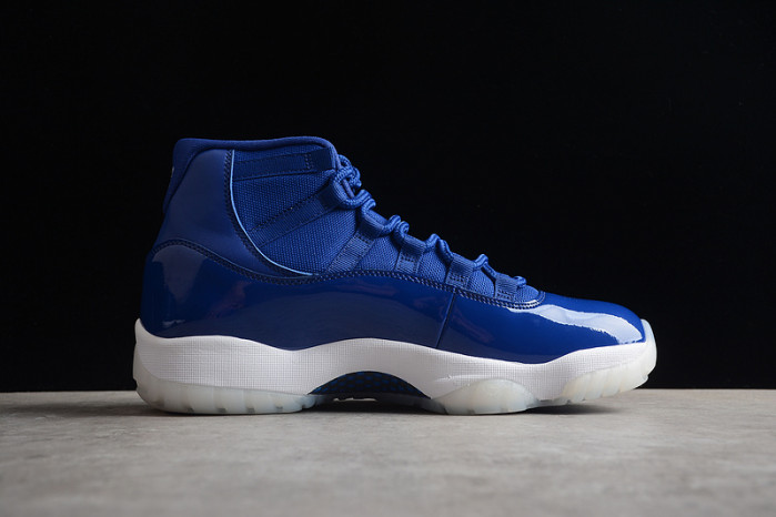 Air Jordan 11 Retro Low 