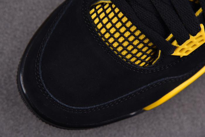 Air Jordan 4 Retro Thunder (2023) DH6927-017