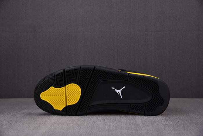 Air Jordan 4 Retro Thunder (2023) DH6927-017