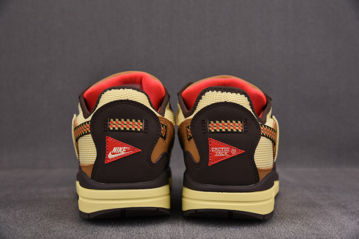 TRAVIS SCOTT X NIKE AIR MAX 1 DO9392-200